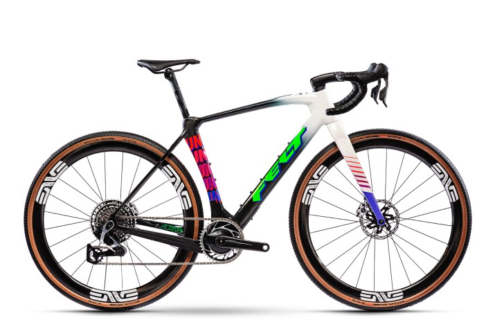GRAVEL FELT BREED UN1TD